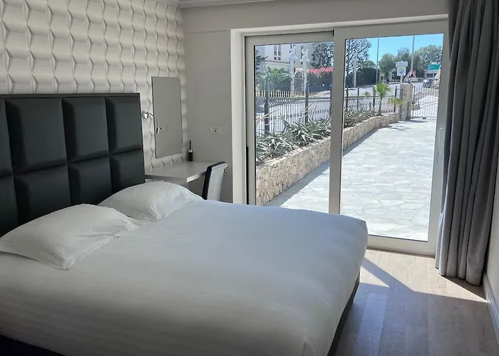 Maison Chez Nous Cap D Ail A 5 Min De Monaco *